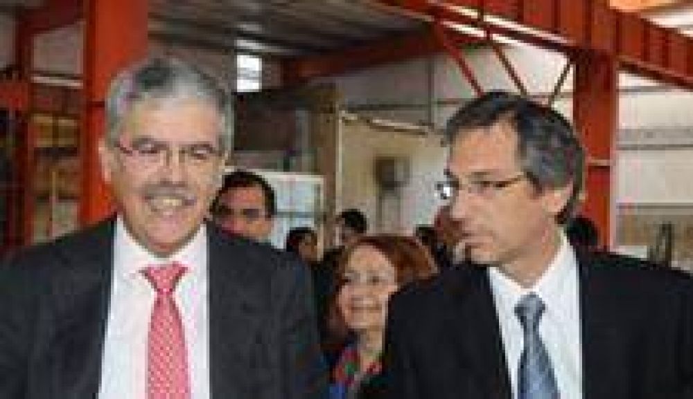 Eseverri se re�ne con el Ministro de Planificaci�n Julio De Vido