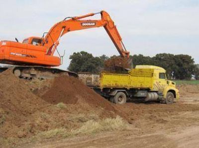 Siguen los intensos trabajos que se realizan en la "curva de Abel"