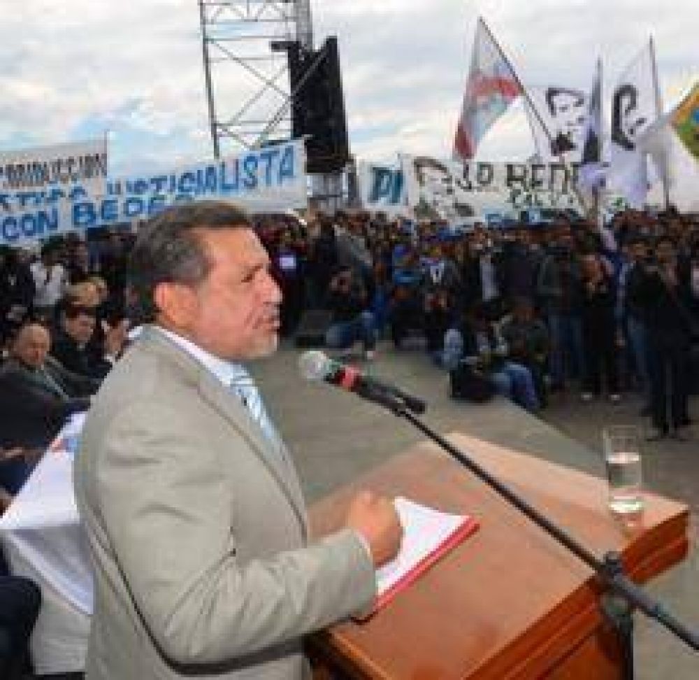 Beder Herrera: �Mi gobierno s�lo apuesta al progreso de los riojanos�