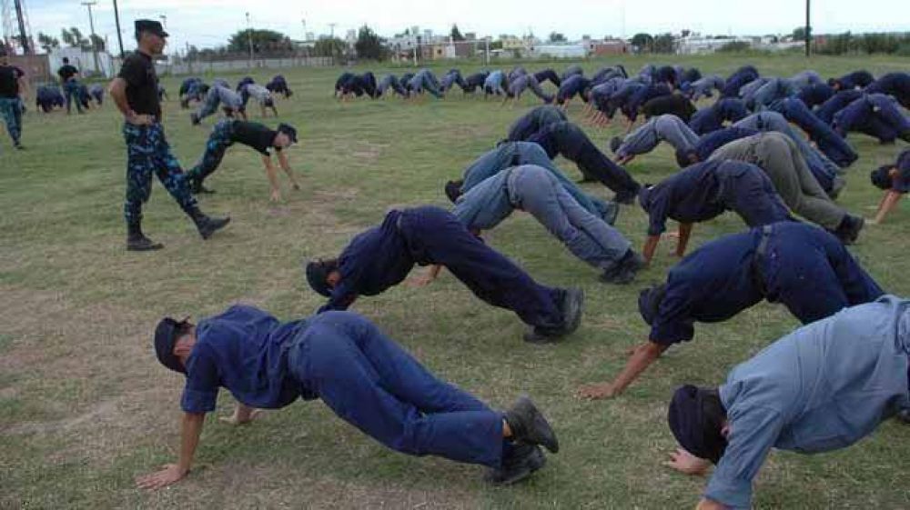 A pesar de las cr�ticas, no hay marcha atr�s con la ley policial
