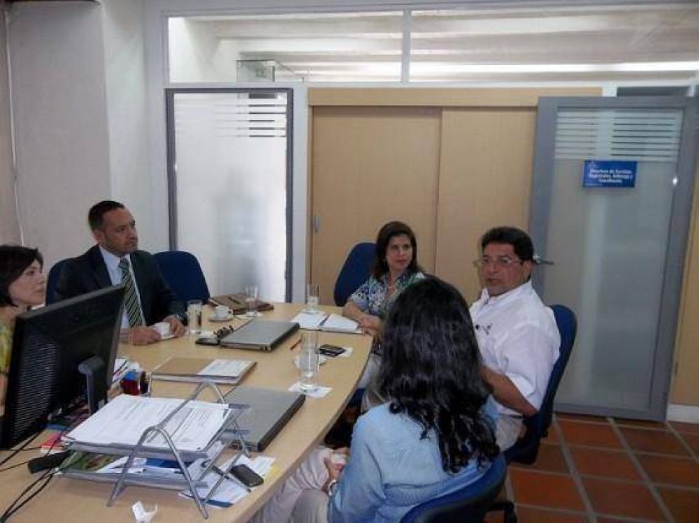 San Luis intercambia experiencias comunes sobre mediaci�n escolar con Cartagena de Indias