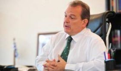 El ministro D�Onofrio ratific� la preadjudicaci�n de viviendas en el interior