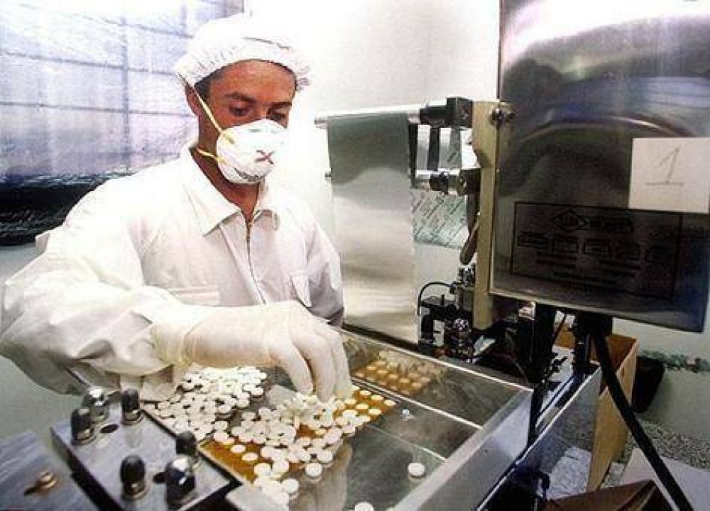 Laboratorios Puntanos firm� un acuerdo con Salta para la provisi�n de medicamentos