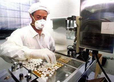 Laboratorios Puntanos firm� un acuerdo con Salta para la provisi�n de medicamentos