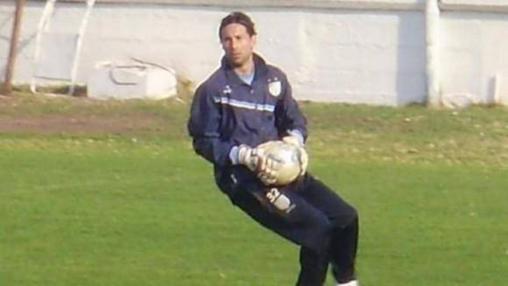 Cristian Lucchetti debutar� en el arco �Decano� ante Ferro
