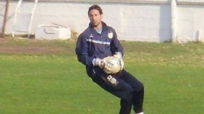 Cristian Lucchetti debutar� en el arco �Decano� ante Ferro