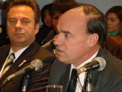 �Hoy ocho Legisladores que se olvidaron de lo que juraron en la asunci�n�