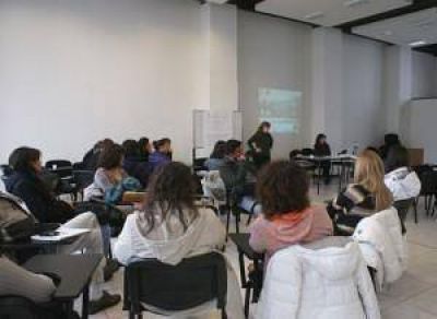 Educaci�n llev� a cabo Talleres de Sensibilizaci�n en Derechos de los Ni�os, Ni�as y Adolescentes