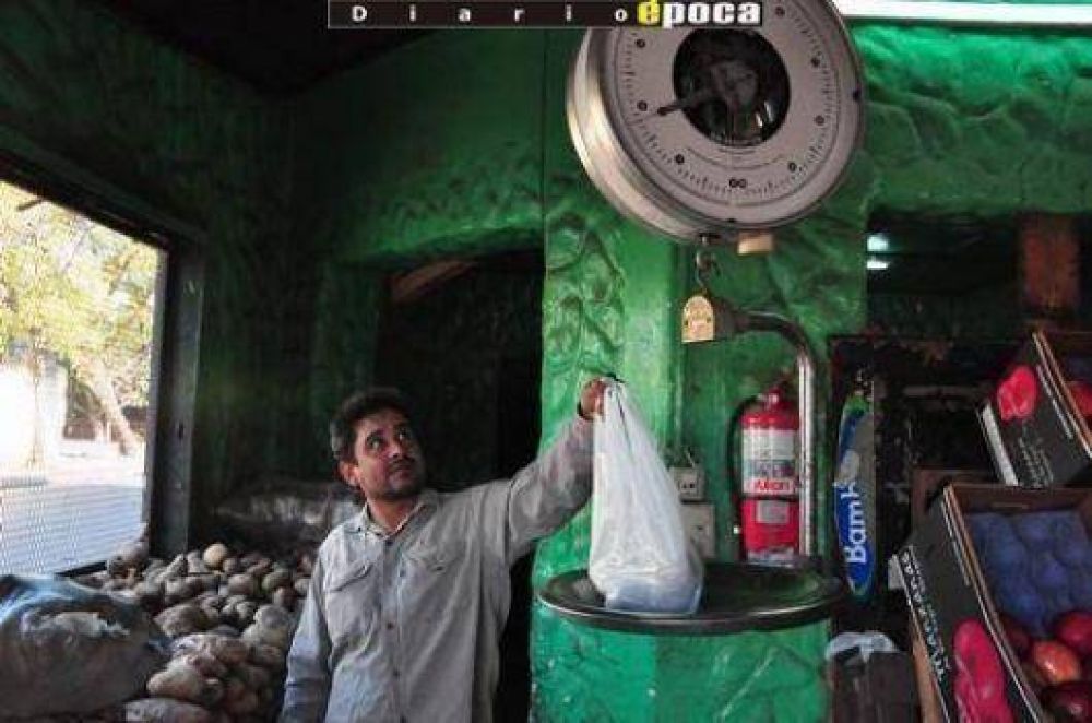 Un kilo de papa sale lo que para el INDEC cuesta comer todo un d�a