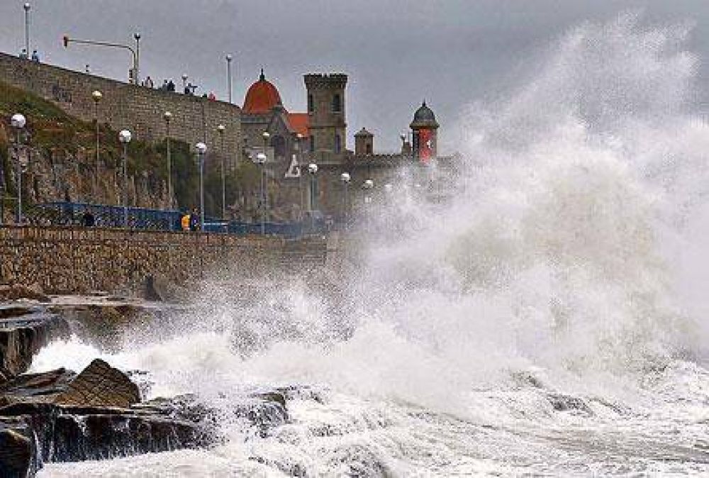 Piden a la poblaci�n tomar precauciones ante posible alerta clim�tico