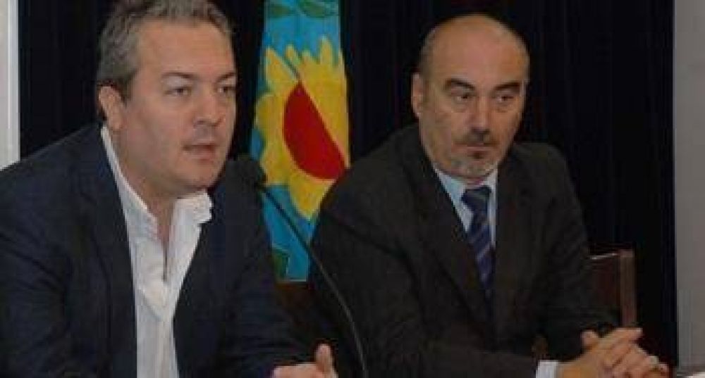 La Municipalidad sab�a que Paladino cobraba como director del Coprotur