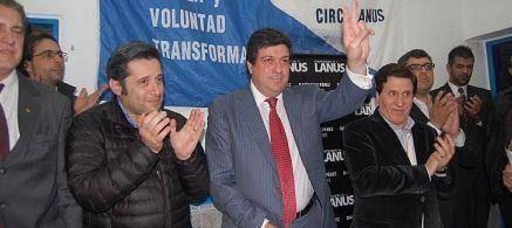 En Lan�s, Mariotto elogi� euf�rico a D�az P�rez un cr�tico del gobernador