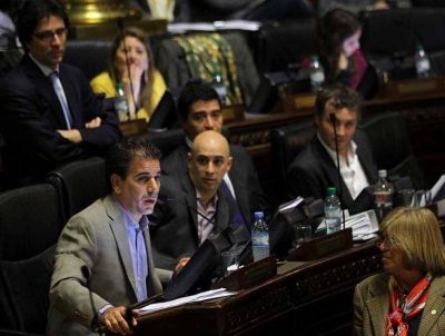 Legislatura: el PRO y los K se cruzaron a los gritos por el 0800 de Bullrich