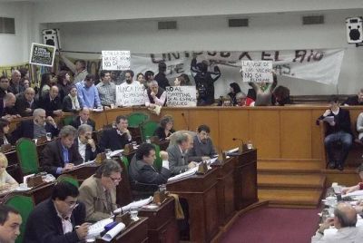 Vicente L�pez repudi� las salidas "especiales" para Eduardo V�zquez