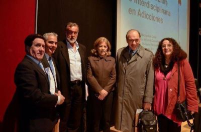 D�az P�rez inaugur� en la UNLA la C�tedra Libre e Interdisciplinaria en Adicciones