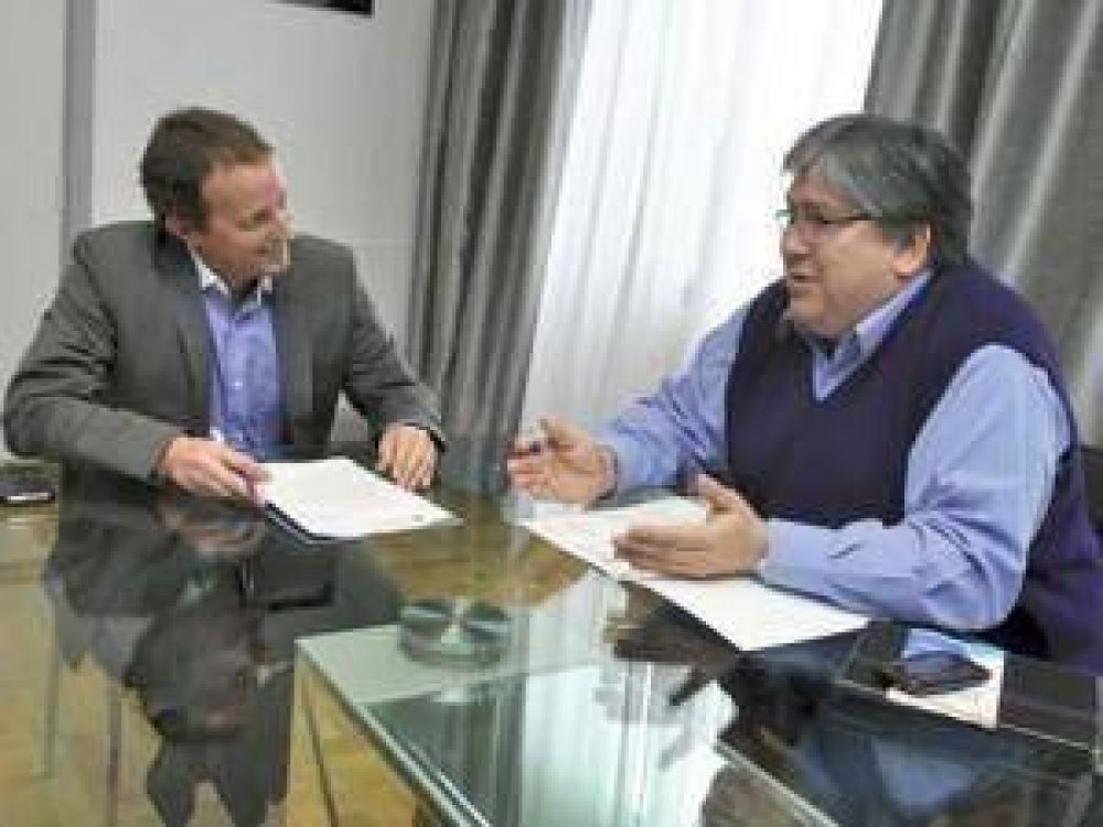 Mart�n analiz� con Navarro la creaci�n de la Polic�a local