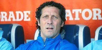 Pedro Troglio: �Se podr�a haber suspendido a las 2 de la tarde�