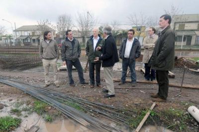 Paolo Rocca visit� las obras de la Escuela T�cnica de Tenaris