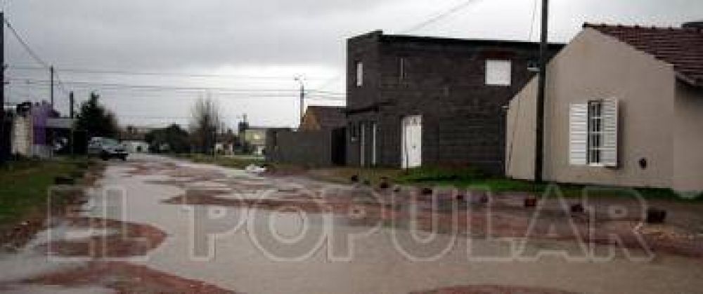 Tres familias fueron evacuadas por las intensas lluvias