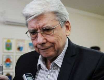 Las paritarias se har�n enmarcadas en la realidad econ�mica provincial dijo Billoni
