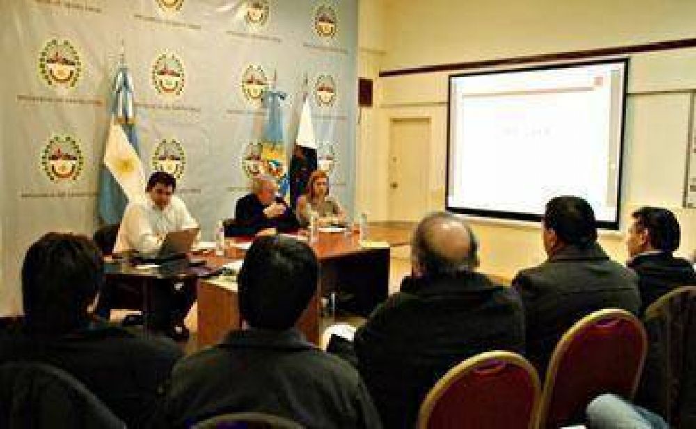 El Gobierno y los intendentes analizaron finanzas y alternativas