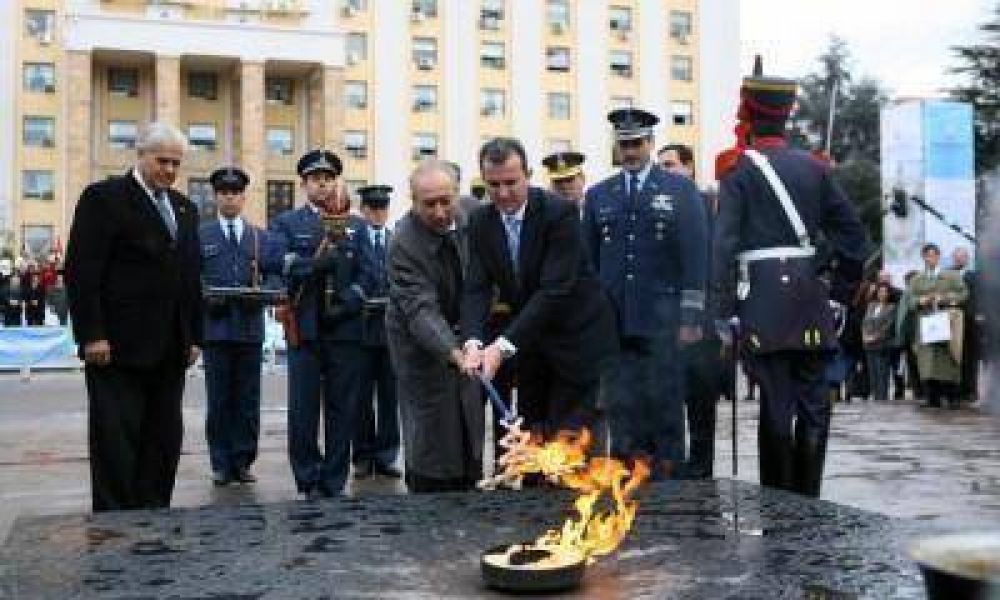 El Memorial de la Bandera fue inaugurado y se visitar� gratuitamente