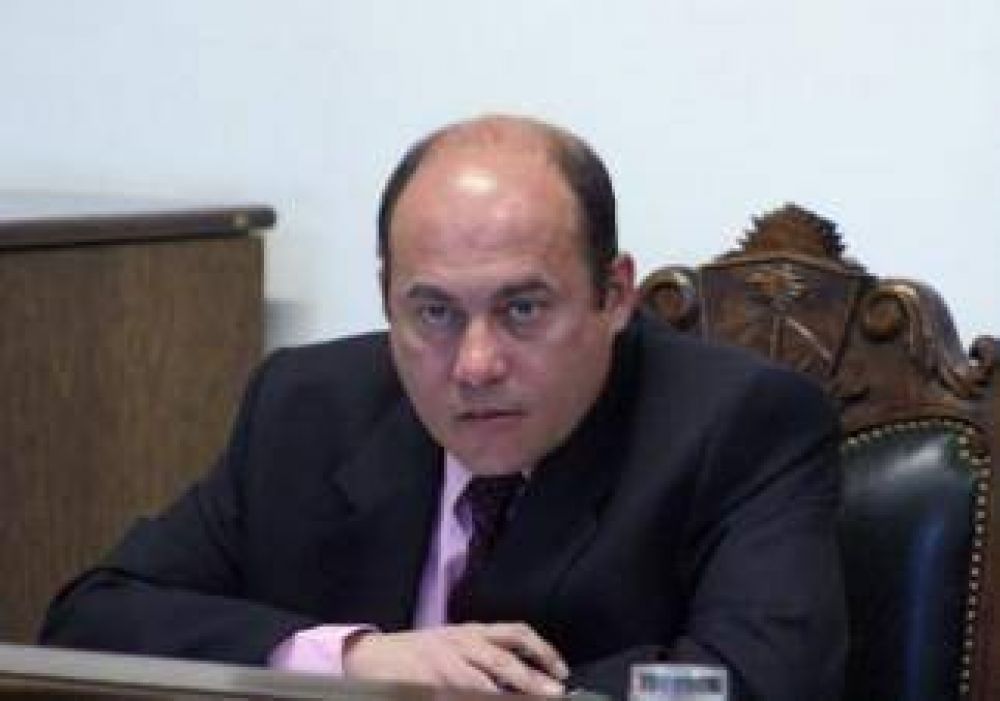 Liberaron al polic�a que bale� a pareja de ladrones