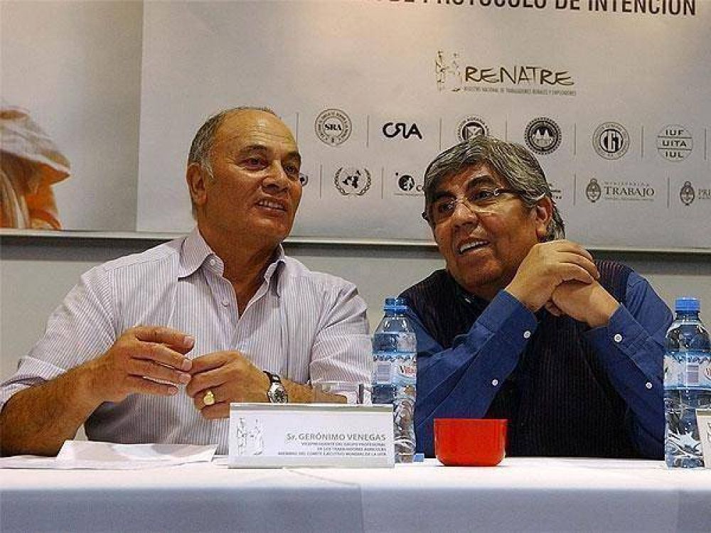 "Momo" Venegas reiter� el reclamo por los fondos de las obras sociales