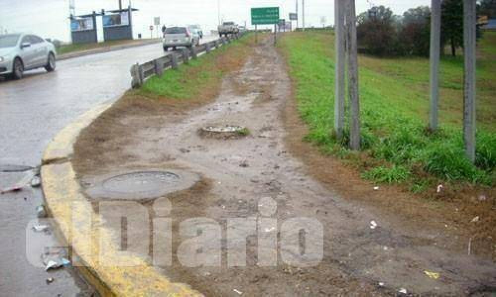 Piden rampas y veredas en puentes de Panamericana