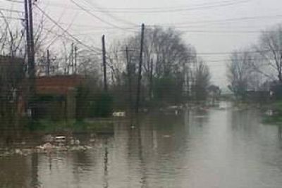 M�s de mil evacuados por las lluvias en el Conurbano