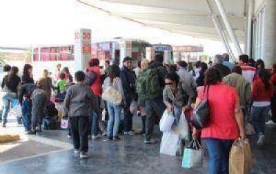 Un intenso movimiento en la terminal