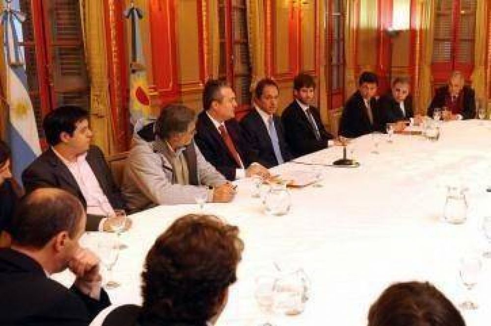 Scioli cruzar� la cordillera