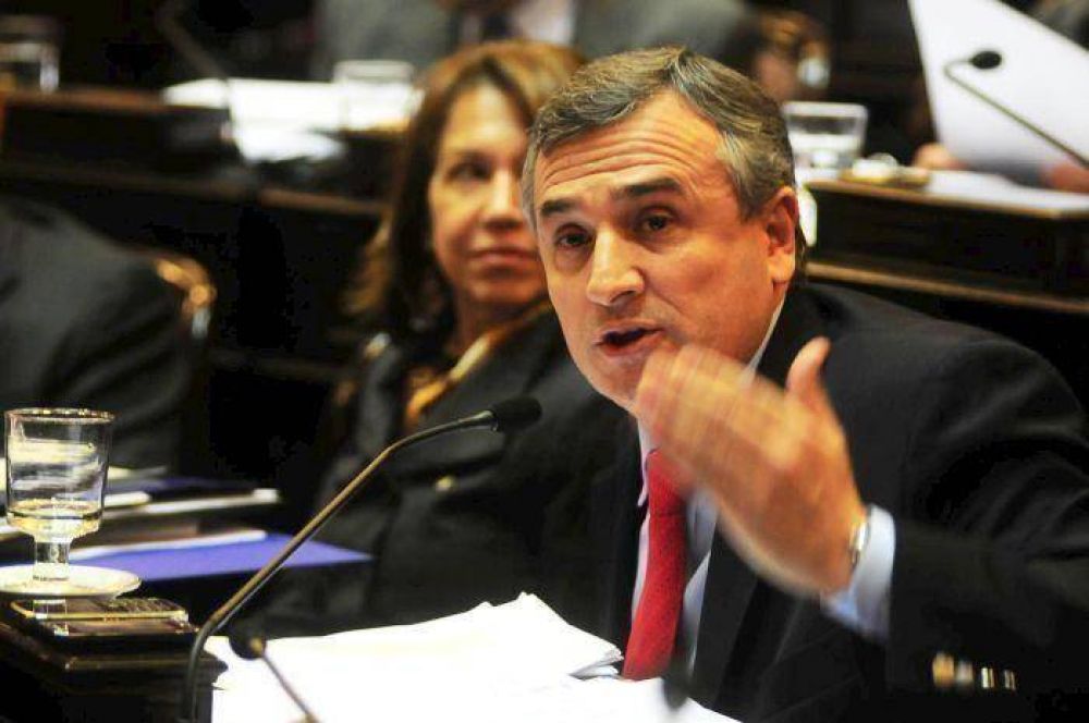  Bicameral de Unificaci�n de los C�digos Civil y Comercial: tras pedido de la UCR, Lorenzetti reconoci� la necesidad del derecho al agua