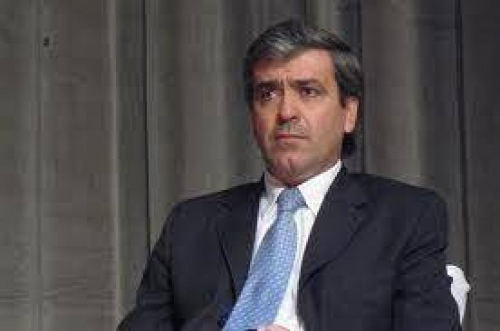 Cano podr� asumir la conducci�n de la UCR tucumana