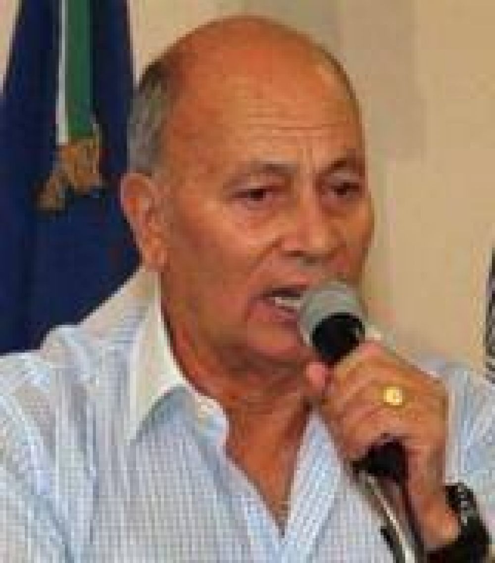 Venegas sostuvo que para Cal� "es muy dif�cil" defender al Gobierno