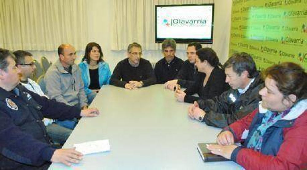 Eseverri encabez� una reuni�n de trabajo: el arroyo Tapalqu� en baja