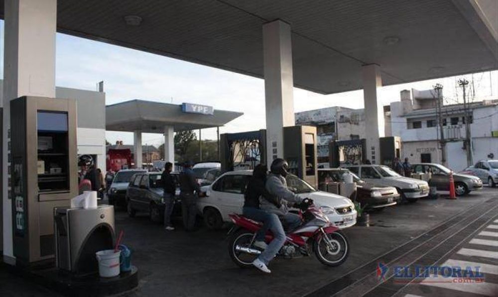 Estaciones de YPF recibir�n refuerzos de stock a pesar del feriado de ma�ana