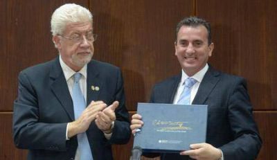  P�rez anunci� la implementaci�n de un plan laboral para j�venes entre 18 y 25 a�os