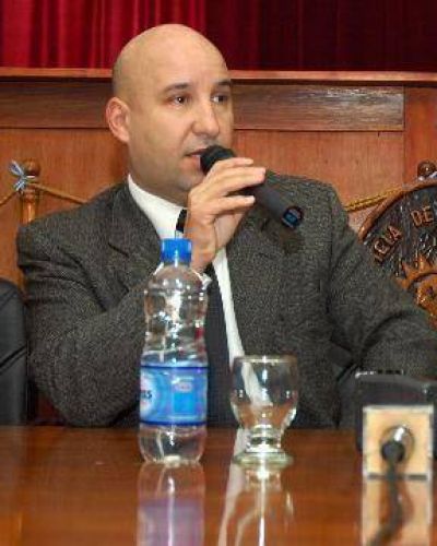 M�s presencia civil en la Polic�a rionegrina