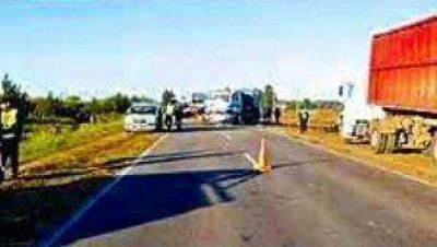 Conmoci�n en Senillosa: Un transe�nte fallece al ser embestido por un cami�n