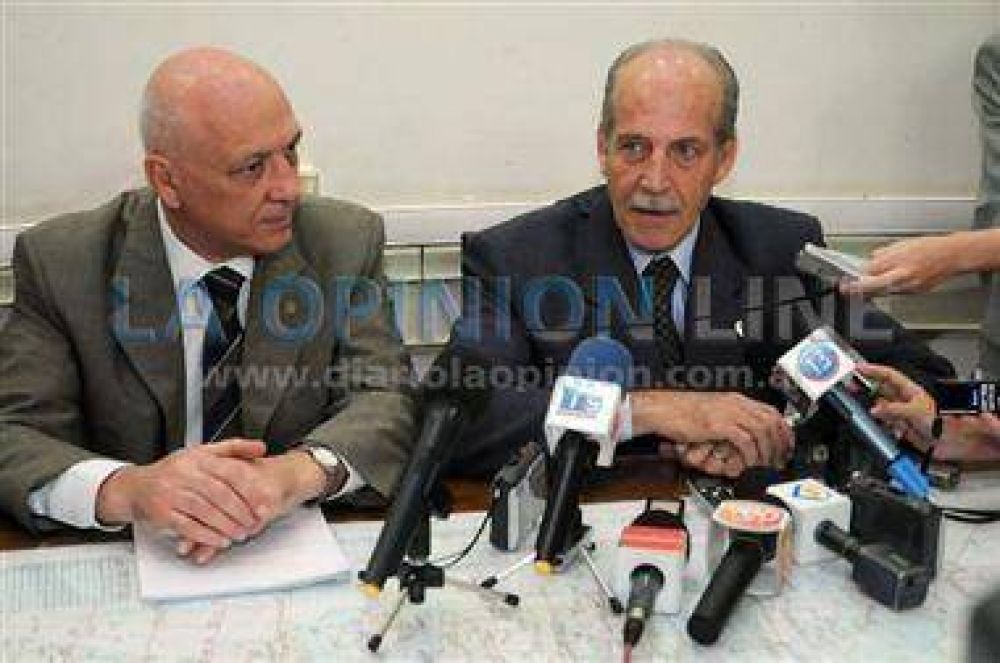 Bonfatti desminti� tener "plan B" si no se aprueba la Reforma Tributaria