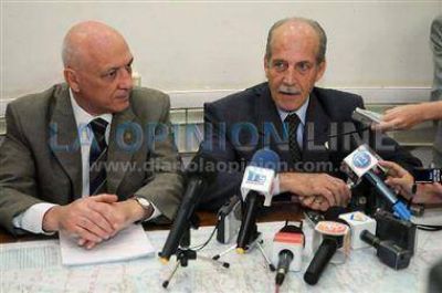Bonfatti desminti� tener "plan B" si no se aprueba la Reforma Tributaria