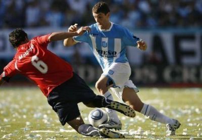 Con un gol de Sand, Racing se pone en ventaja en el cl�sico