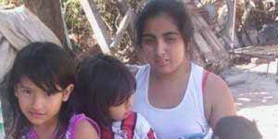 Joven madre agradece ayuda solidaria y denuncia amenazas en su contra
