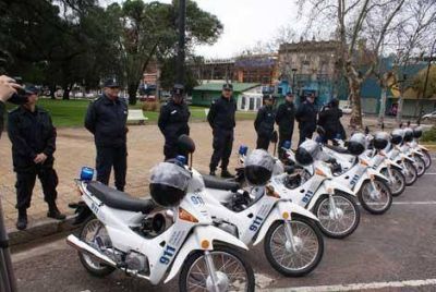 El Municipio present� ocho nuevas motos para la Polic�a 