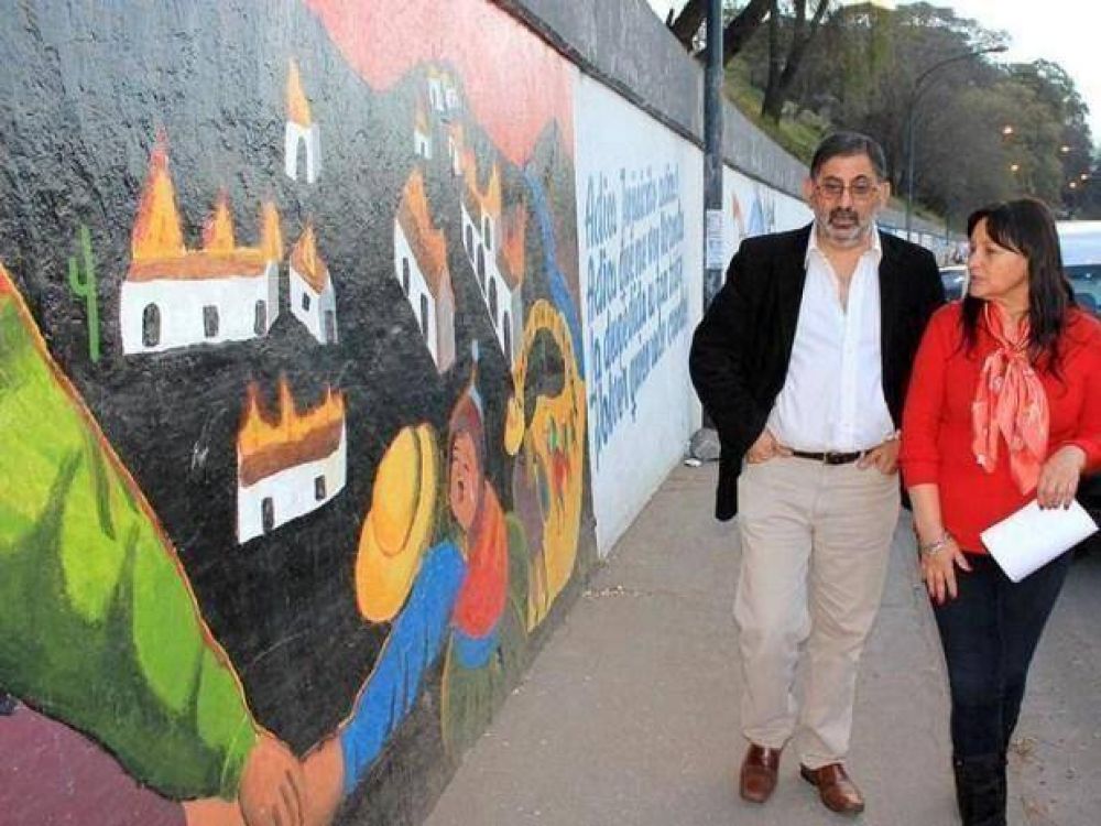 Hoy se premian los murales sobre la gesta