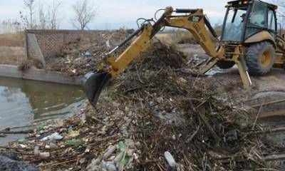 Extraen gran cantidad de animales muertos y electrodom�sticos en Lavalle