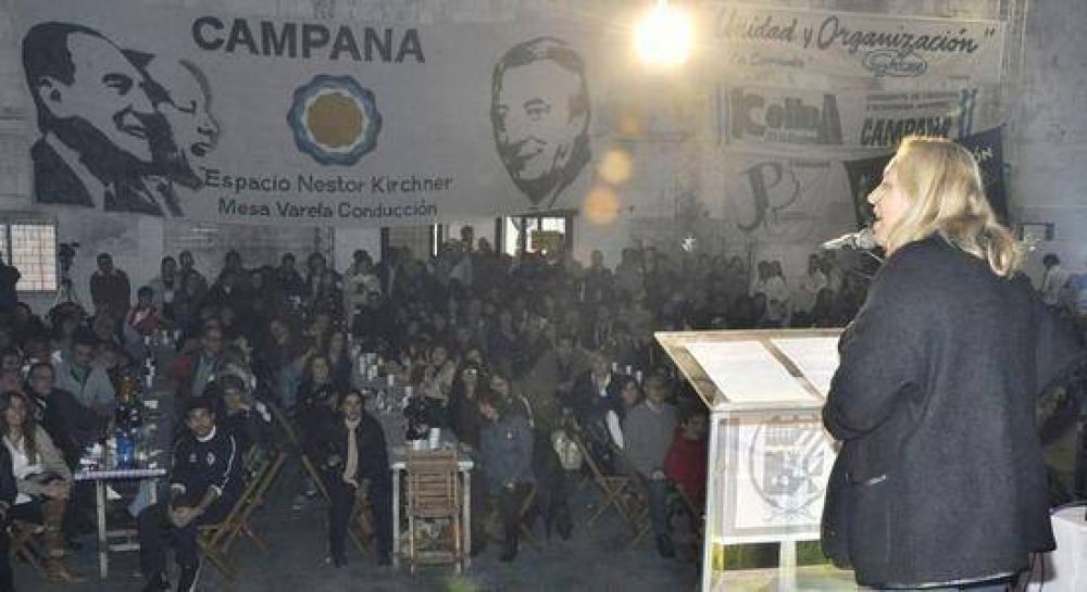 El peronismo unido junto a Stella Giroldi ratificaron el proyecto pol�tico para Campana