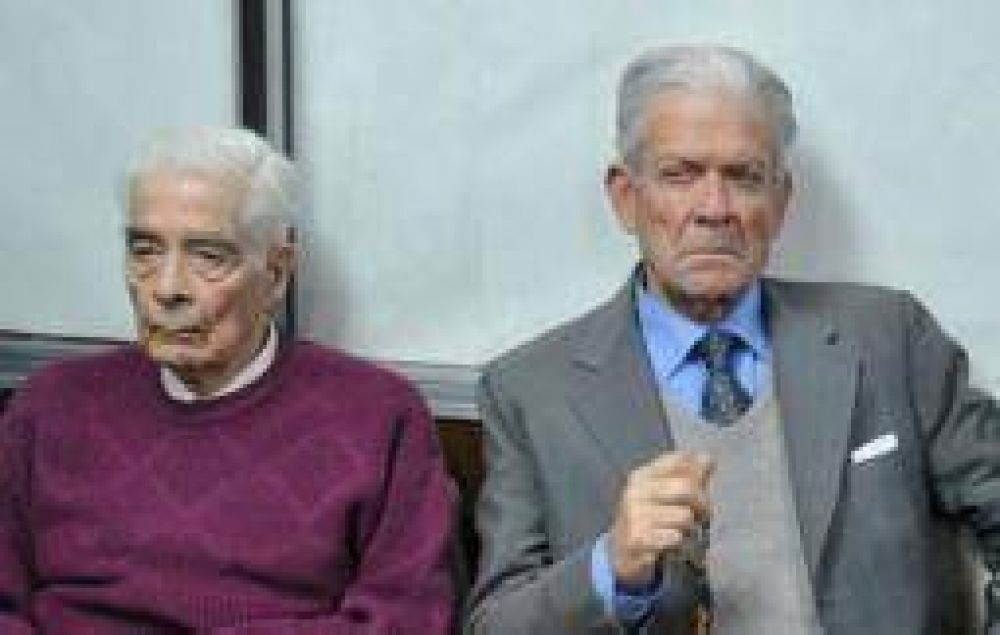 El Tribunal Federal le otorg� prisi�n domiciliaria a tres ex represores