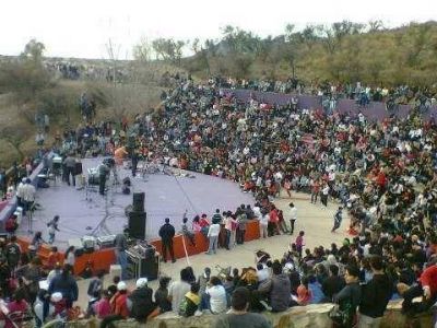 Los peque�os siguen de festejo: El d�a del ni�o se vivi� en la Plaza del Cerro y Parque IV Centenario